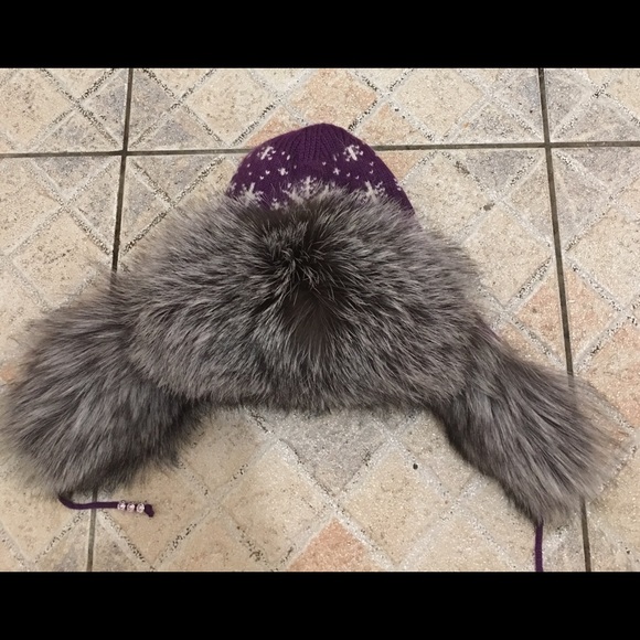 Genuine silver fox winter beanie hat - Picture 4 of 5